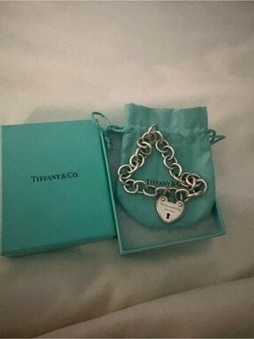 Tiffany & Co. Silver Heart Tag Link Bracelet